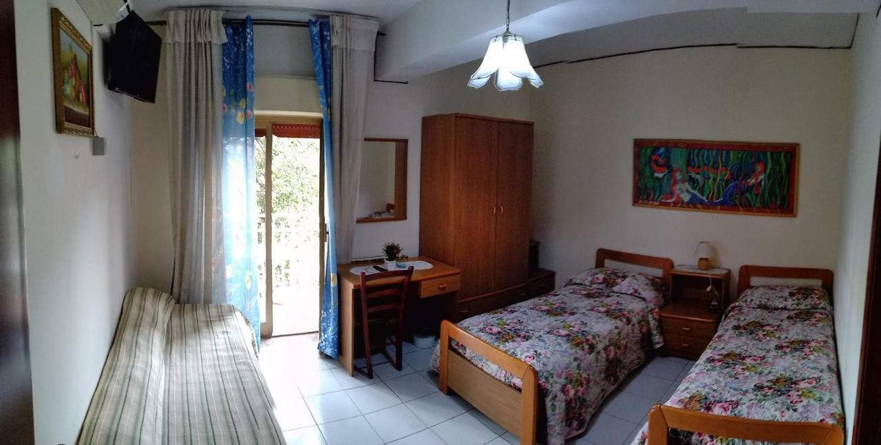 Hotel Eliseo Giardini Naxos Eksteriør billede
