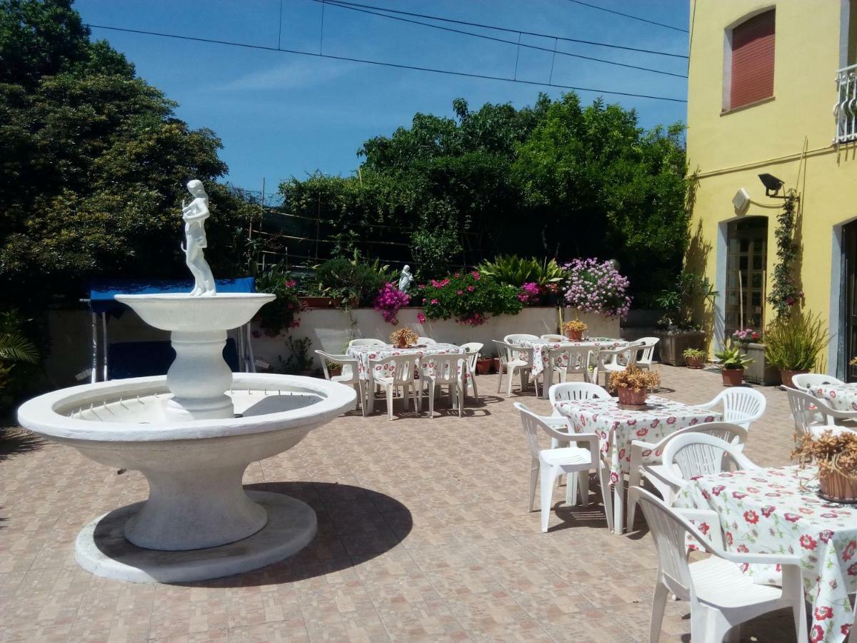 Hotel Eliseo Giardini Naxos Eksteriør billede