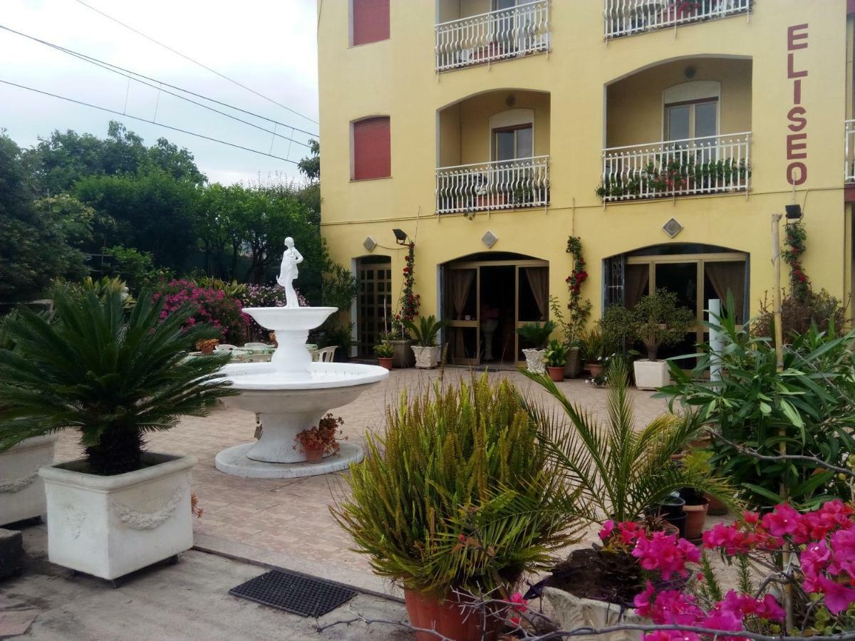 Hotel Eliseo Giardini Naxos Eksteriør billede