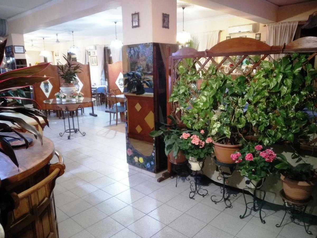 Hotel Eliseo Giardini Naxos Eksteriør billede